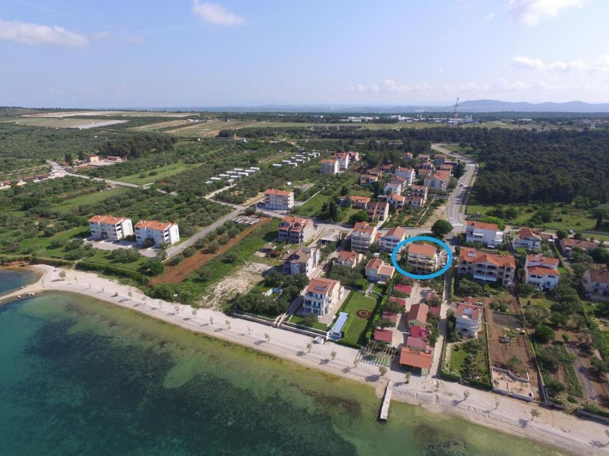 Apartments Dandelion Биоград-на-Мору Экстерьер фото