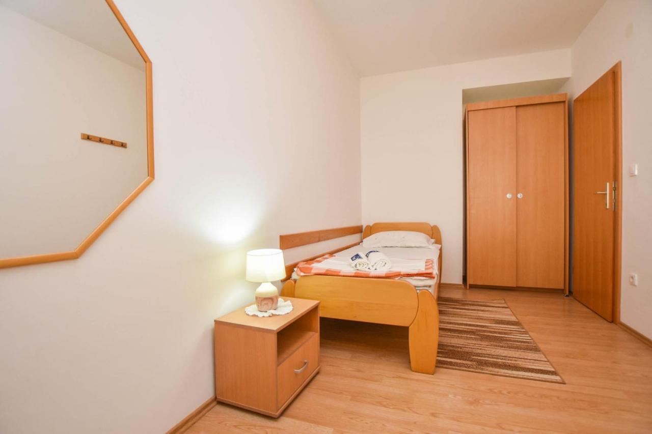 Apartments Dandelion Биоград-на-Мору Экстерьер фото