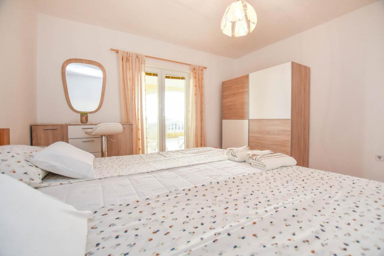 Apartments Dandelion Биоград-на-Мору Экстерьер фото