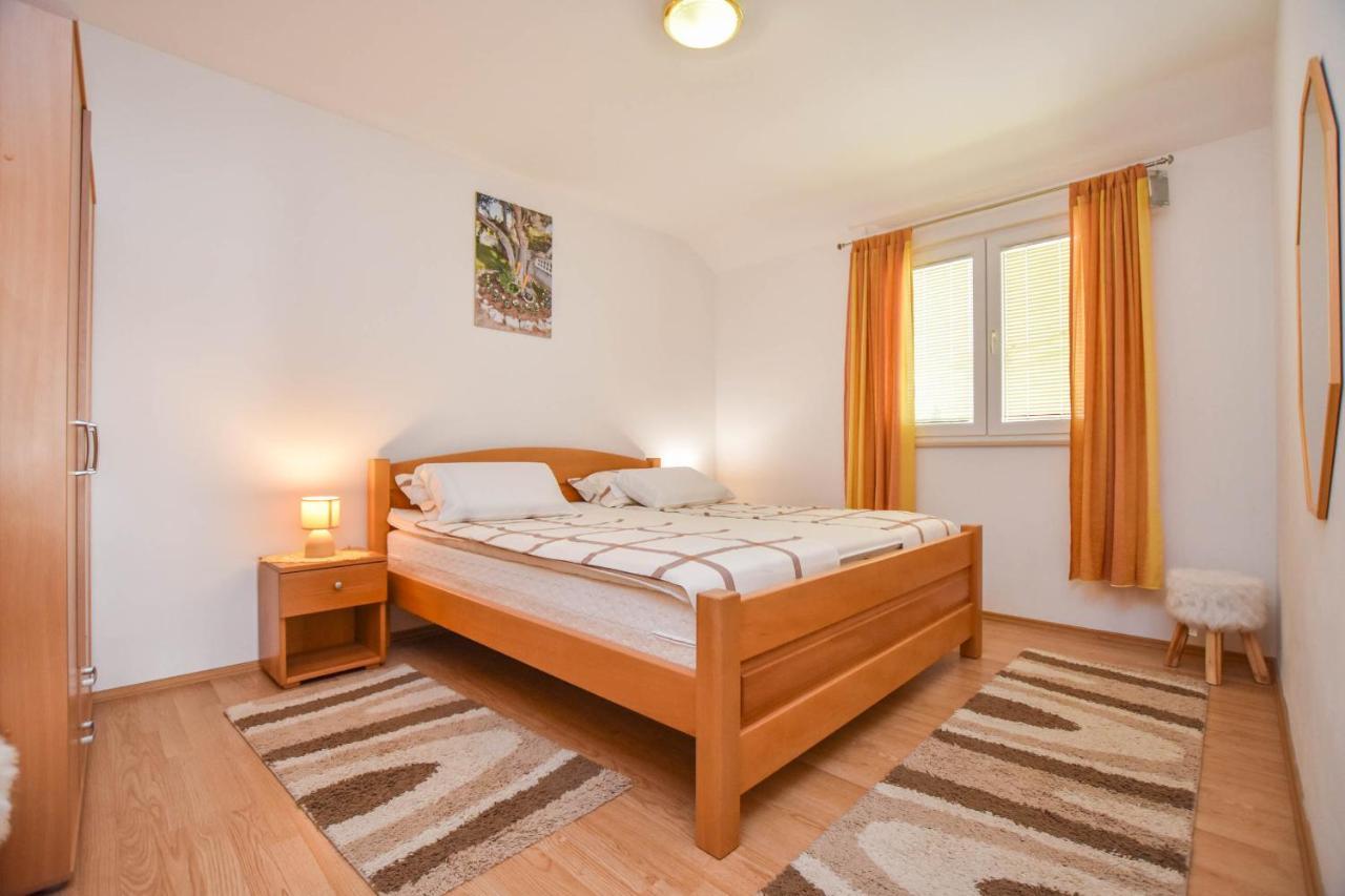 Apartments Dandelion Биоград-на-Мору Экстерьер фото