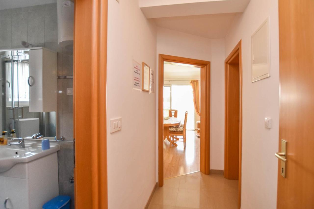 Apartments Dandelion Биоград-на-Мору Экстерьер фото